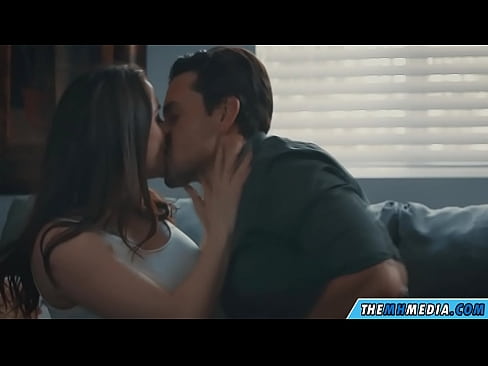 ❤️ Firaisana ara-nofo miaraka amin'ny reny tsara busty ☑ Super sex aminay ️❤